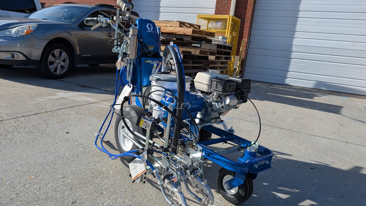 Graco LineLazer V 3900 HP Automatic Series Gas Airless Line Striper, 2 ...