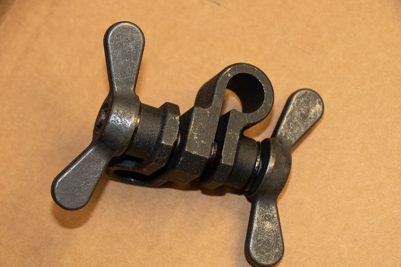 Graco 24Y645 KIT, CLAMP, DOUBLE WING NUT