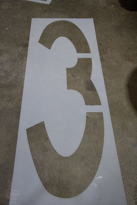 0-9 Single Number Stencil 3' with white background